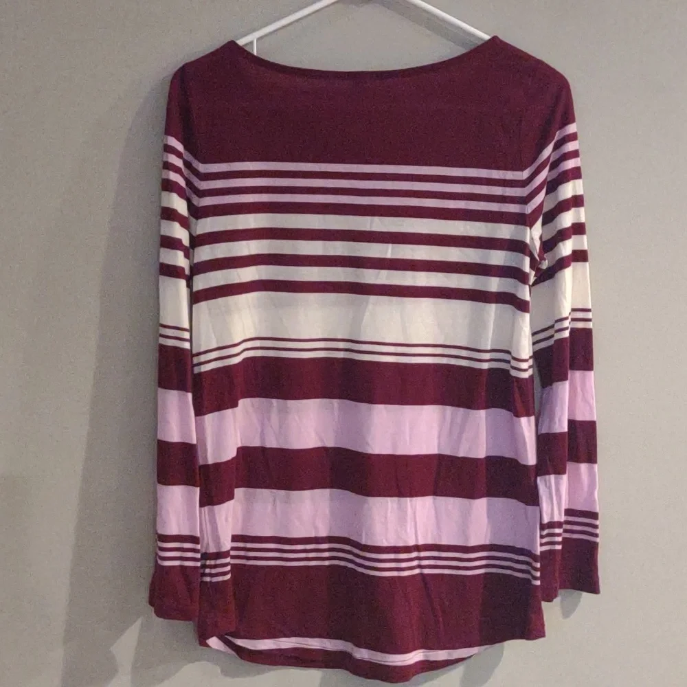 J‎ Crew women's medium maroon pink white stripe long sleeve T-shirt